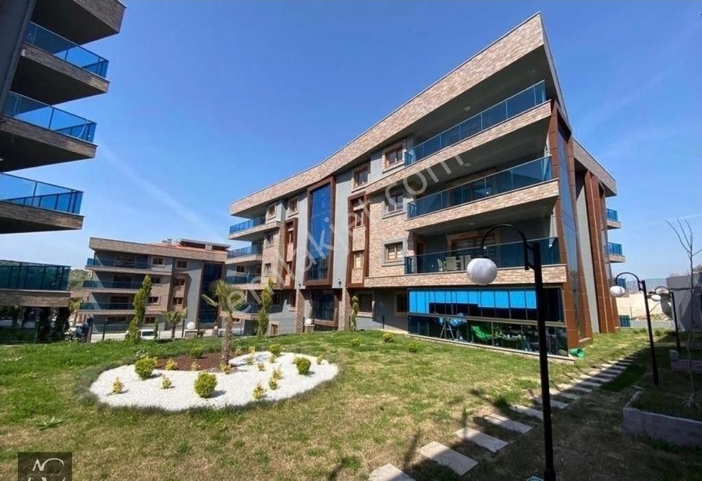 Kuşadası Değirmendere Satılık Residence 7/24 GUVENLIK-HAVUZ-FITNESS-OTOPARK-SAUNA-MERKEZI SISTEM -YENİ-ULTRA LÜX-MODERN-AKILLI EV