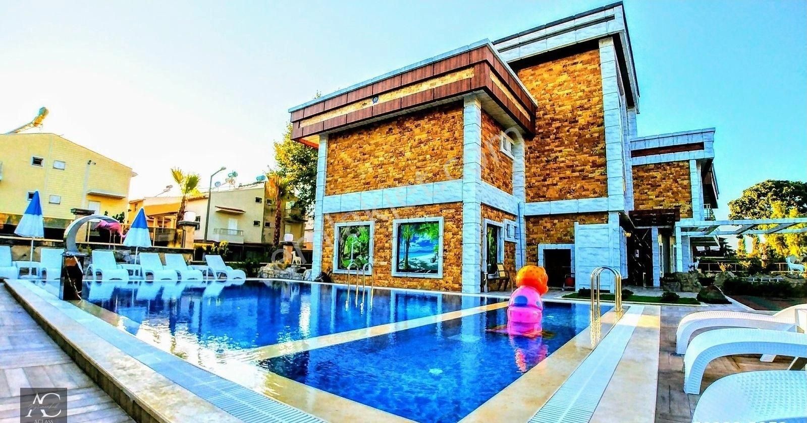 Kuşadası Davutlar Satılık Residence SAHILE 550 M-7/24 GÜVENLİK-HAVUZ-BAHÇE-SOSYAL ALAN-MERKEZİ-MODERN-ULTRALÜX-FIRSAT DAİRELER