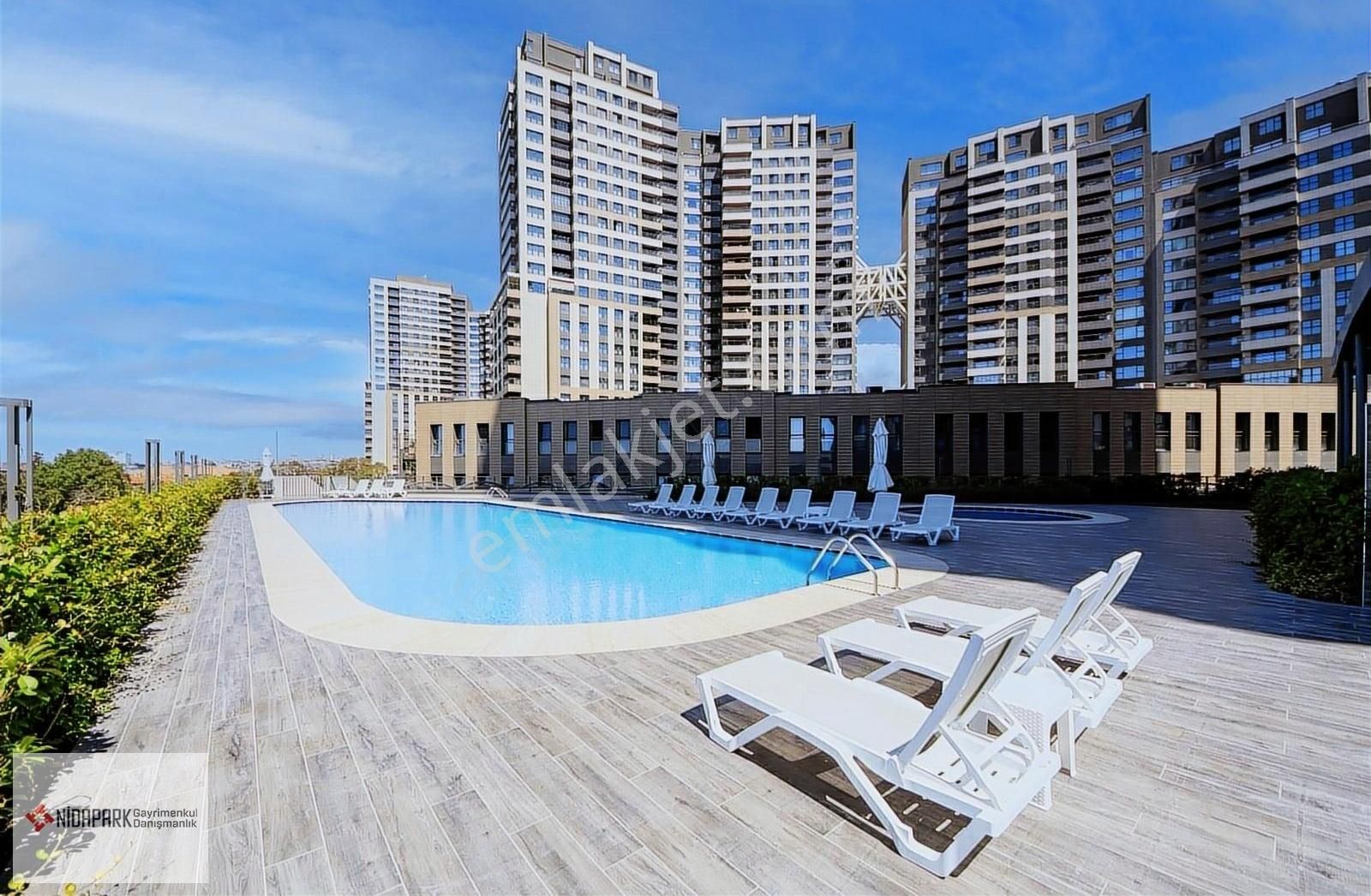 Maltepe Çınar Satılık Daire NİDAPARK KÜÇÜKYALI HEYBELİ 20. KAT DENİZ MANZARALI SATILIK DAİRE