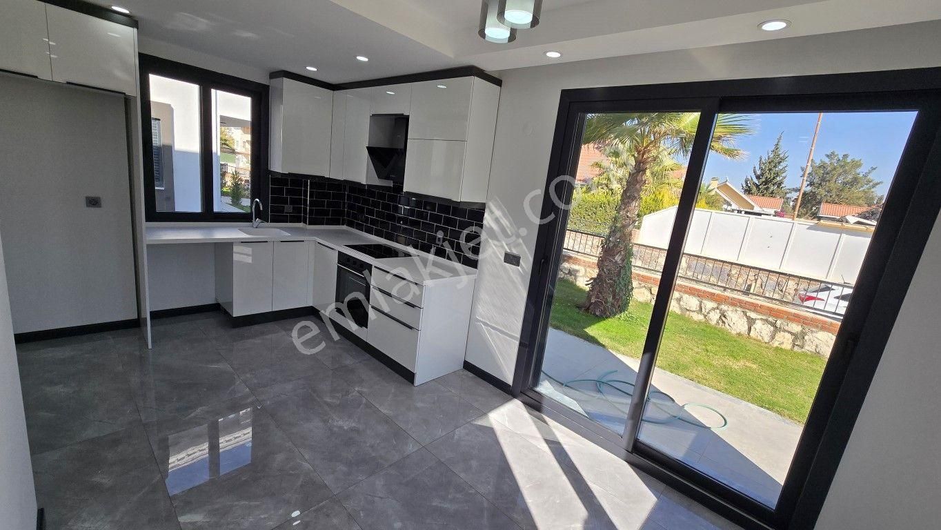 Didimde Plaja 800 Mt Mesafede Havuzlu Sitede Satılık Müstakil Villalar - Görsel 6