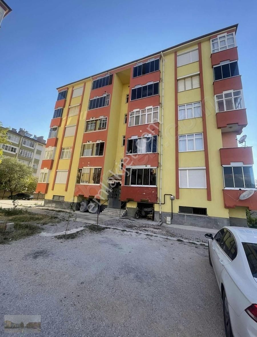 Cihanbeyli Göktepe Satılık Daire CİHANBEYLİ'DE GENİŞ 3+1 SATILIK DAİRE