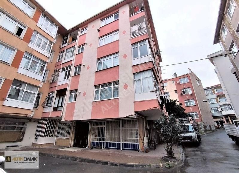 Fatih Koca Mustafapaşa Satılık Daire FATİH KOCAMUSTAFAPAŞA'DA BALKONLU GENİŞ FERAH 2+1 SATILIK DAİRE