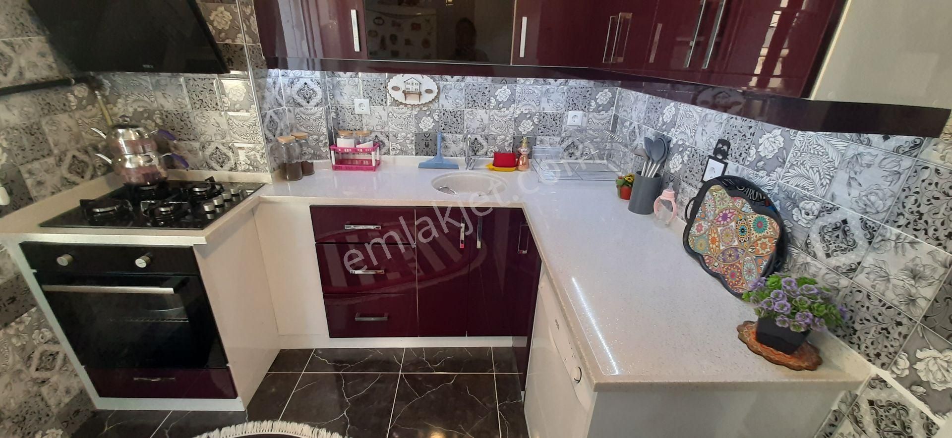 Yeşilyurt'ta 3+1 Üç Cepheli Aydınlık Full Yapılı Satılık Daire - Görsel 5