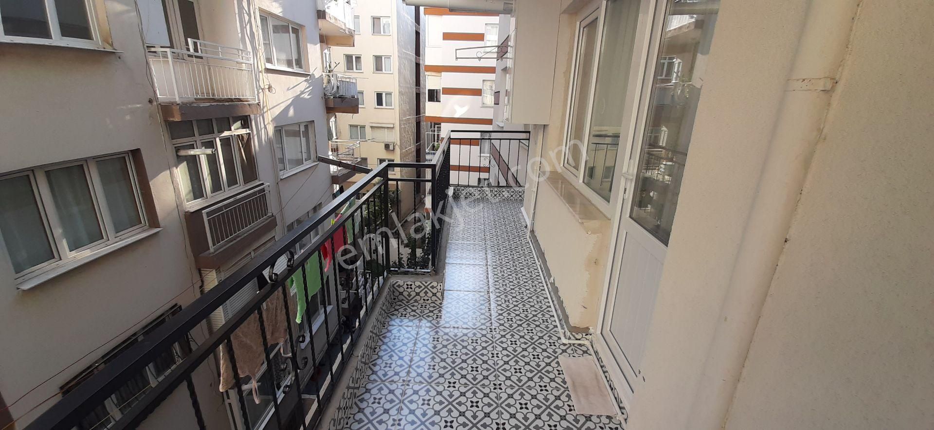 Yeşilyurt'ta 3+1 Üç Cepheli Aydınlık Full Yapılı Satılık Daire - Görsel 18