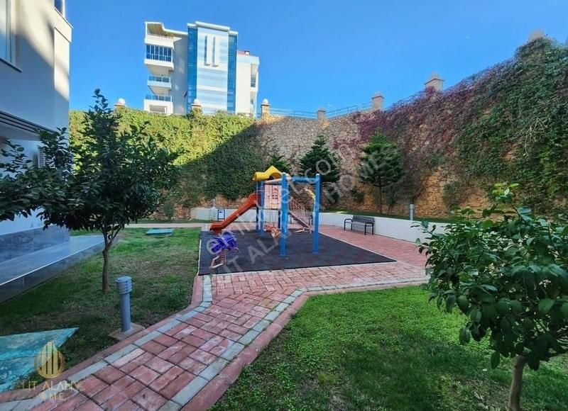 Alanya Kestel Satılık Daire HAVUZ MANZARALI SİTE İÇİ GENİŞ FERAH EŞYALI SATILIK FIRSAT DAİRE