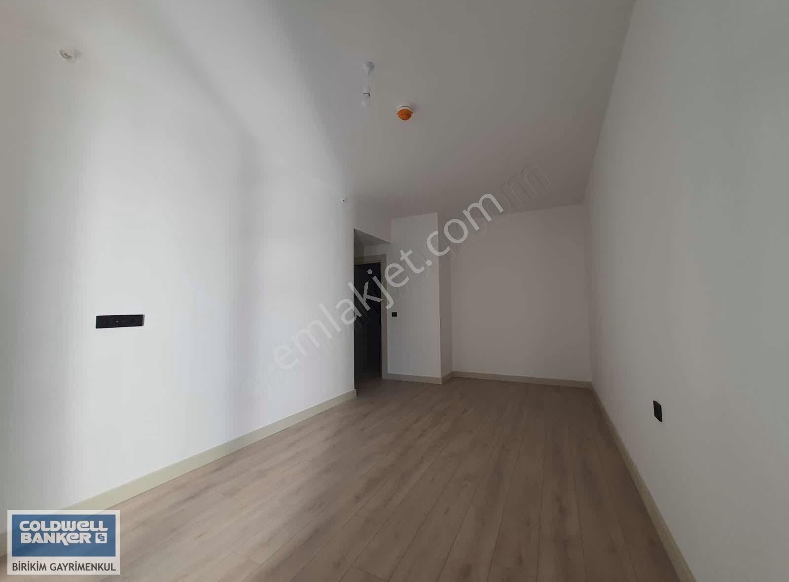 Kadıköy Dumlupınar Kiralık Daire FİKİRTEPE EMLAK KONUT 19. ETAP KİRALIK BÜYÜK TİP 3+1 DAİRE