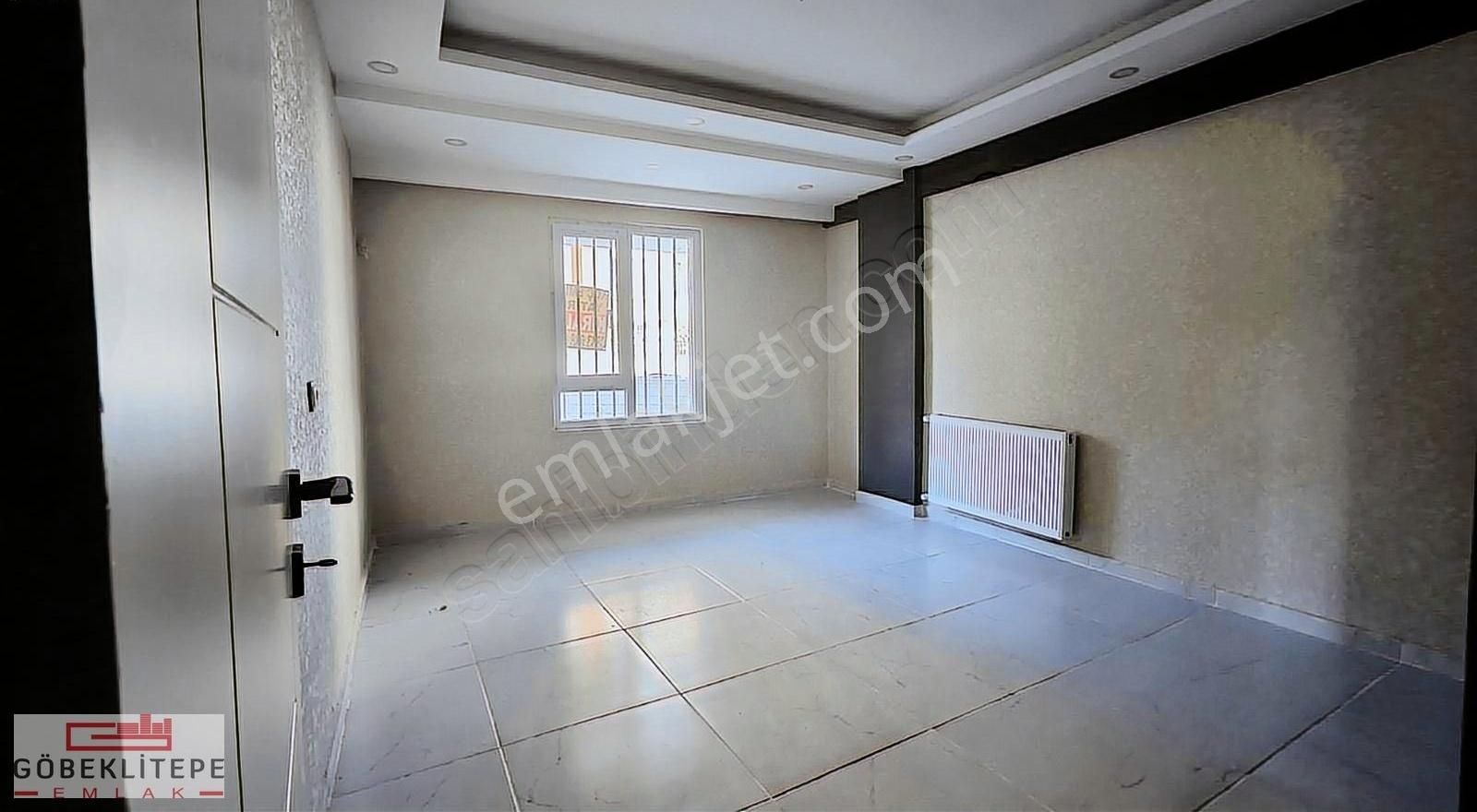 Karaköprü Seyrantepe Kiralık Daire Göbeklitepe Emlak'tan Seyrantepe'de Kiralık 2+0 Giriş Balkonsuz