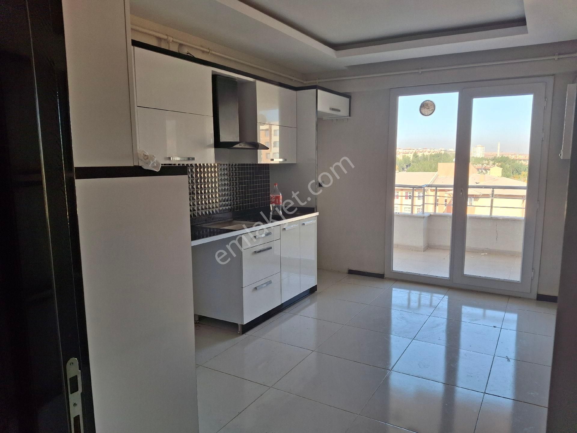 Yenişehir Aziziye Kiralık Daire DİYARBAKIR YENİŞEHİR A PLUS ARKASINDA 3+1 KİRALIK DAİRE 