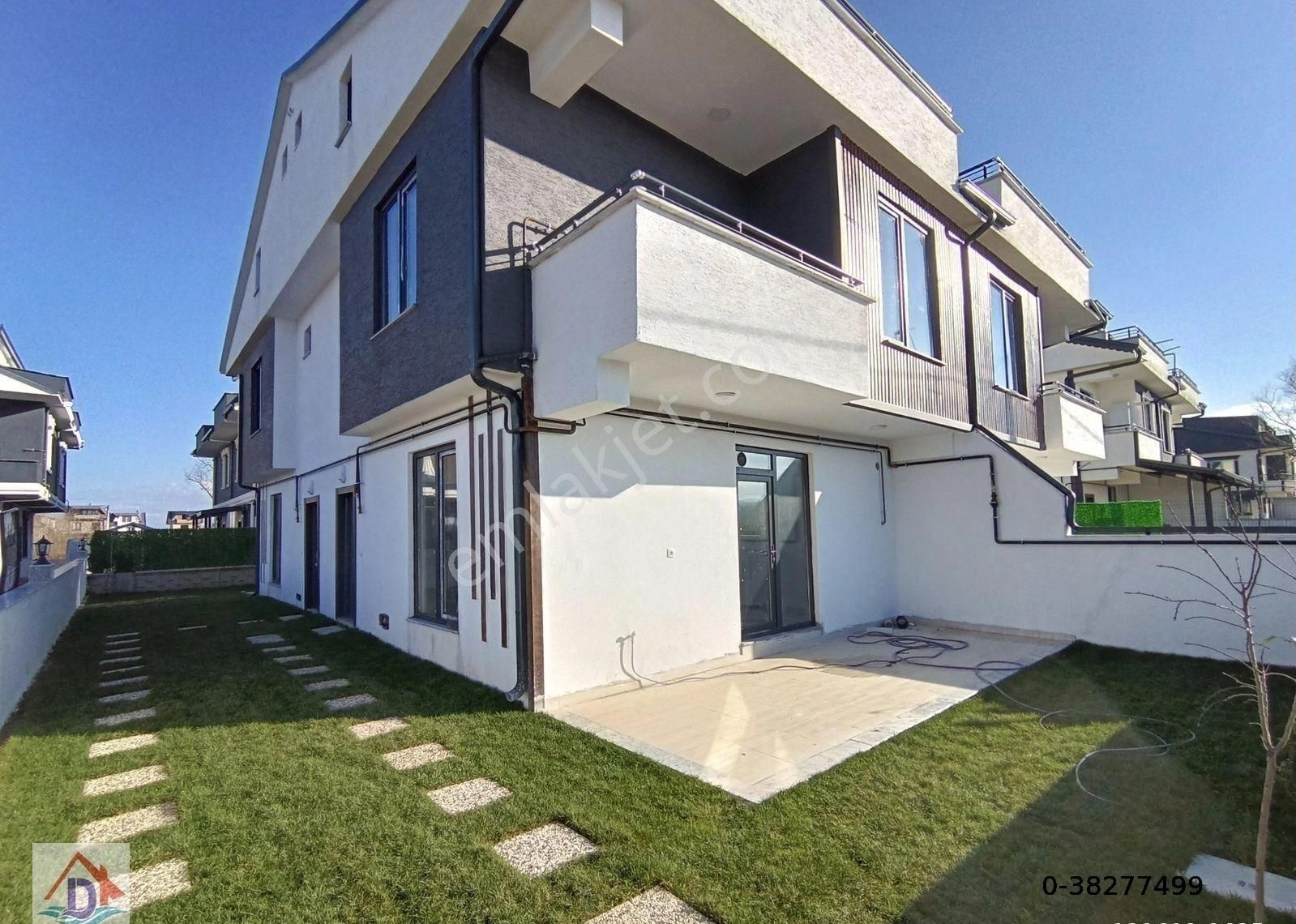 Kocaali Alandere Satılık Villa 3+1 Müstakil Havuzlu , Ön Cephe Satılık Villa - Vılla For Sale