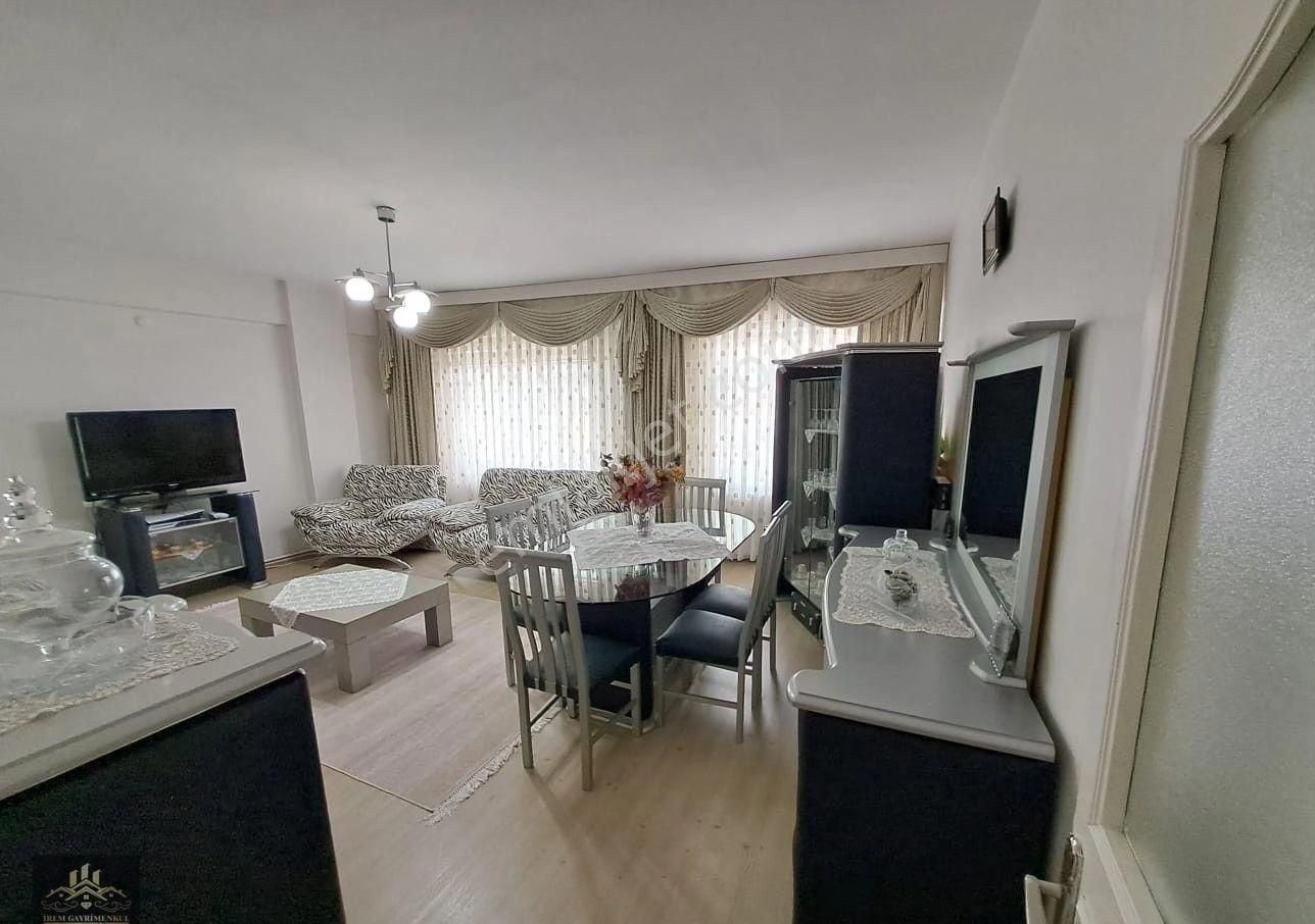 Kağıthane Talatpaşa Satılık Daire KAGITHANE TALATPAŞA MAHALLESİ 4+1 TERASLI HARİKA LOKASYONDA SATILIK DAİRE