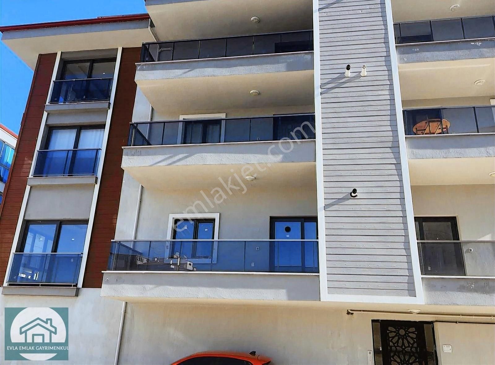 Uşak Merkez Fevzi Çakmak Satılık Daire Uşak Merkez Fevzi Çakmak Mahallesinde Satılık Dublex 4+1 Daire