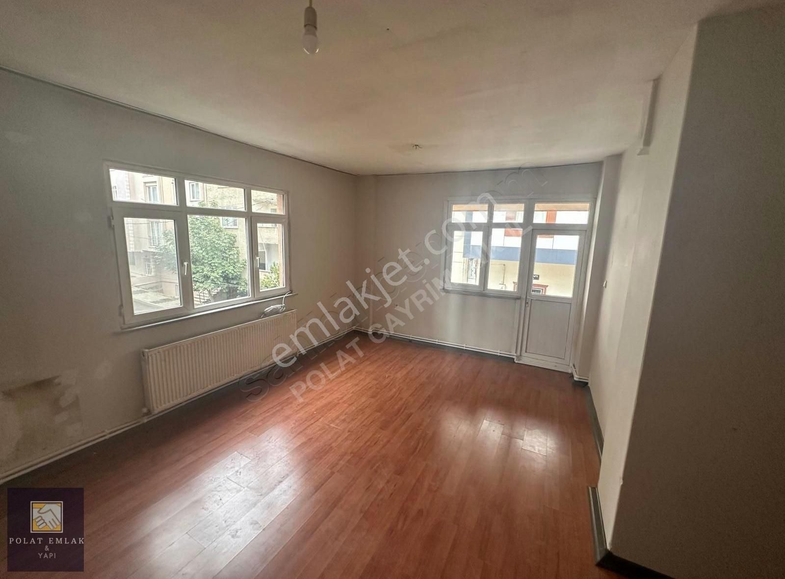 Sancaktepe Emek Kiralık Daire KİRALIK DAİRE 2+1 ARAKAT ÇİFT BALKONLU CADDE ÜZERİ GENİŞ