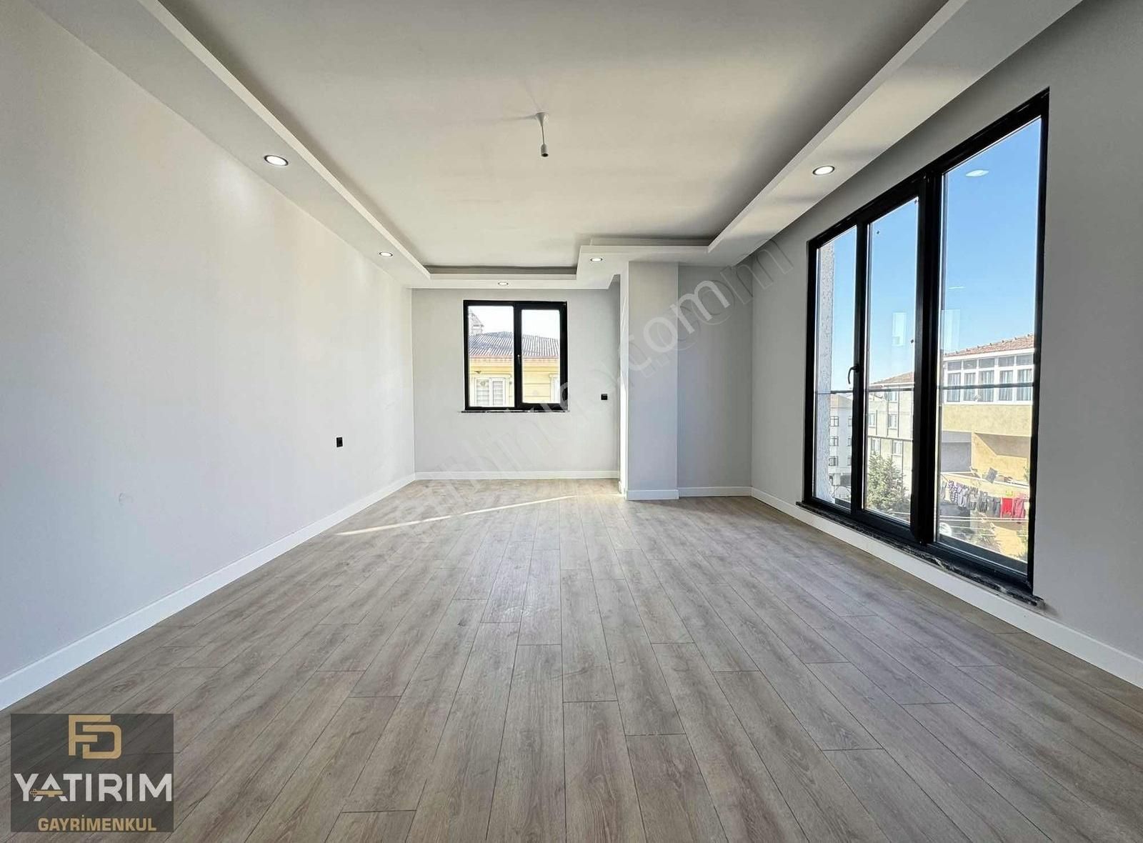 Darıca Emek Satılık Daire MERKEZİ KONUMDA ASANSÖRLÜ LÜX 2+1 100 M² GENİŞ ARA KAT DAİRE