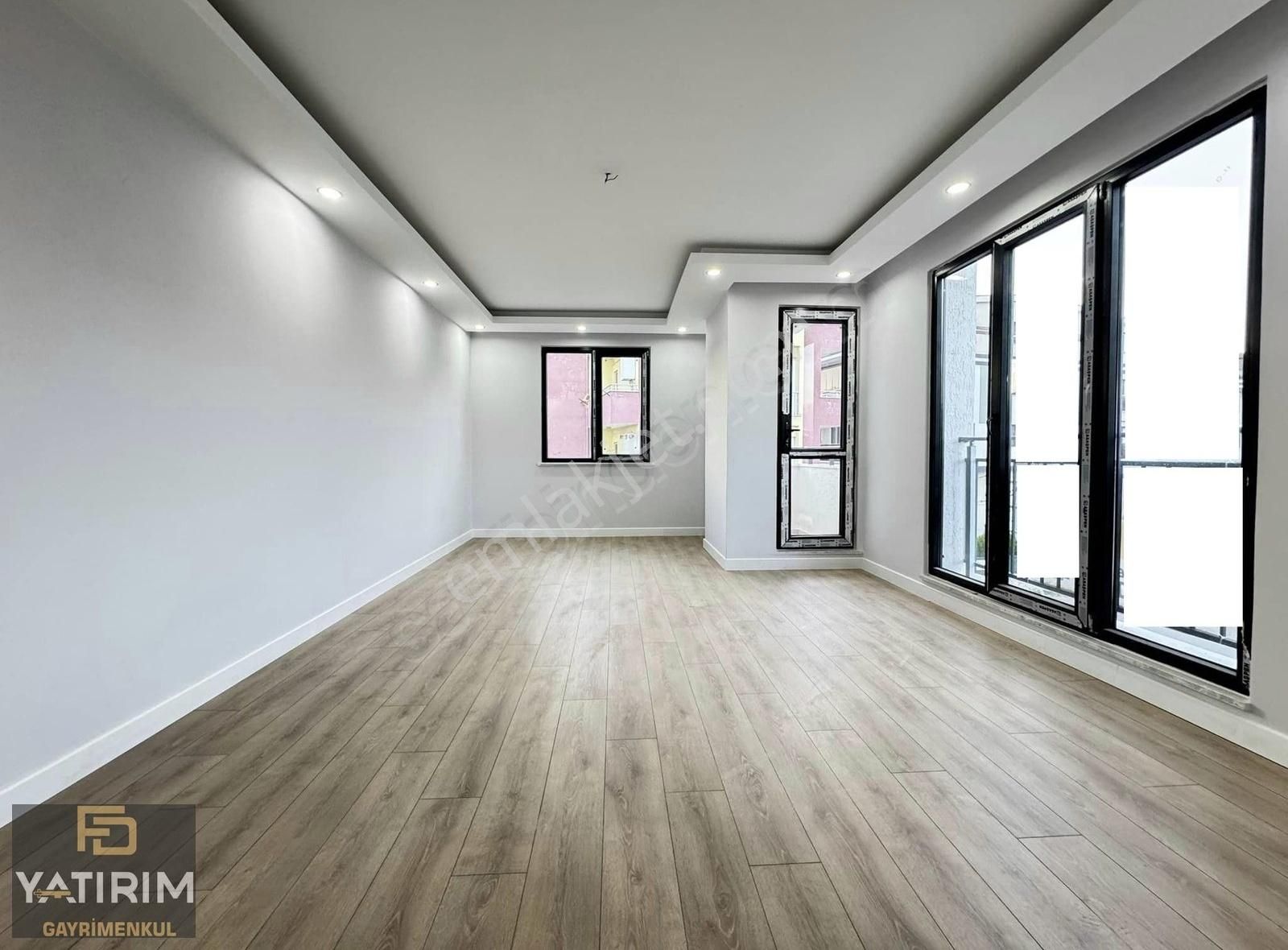 Darıca Bağlarbaşı Satılık Daire ÖNÜ KAPANMAZ MANZARALI ASANSÖRLÜ 4+1 235M² ÇATI DUBLEKSİ