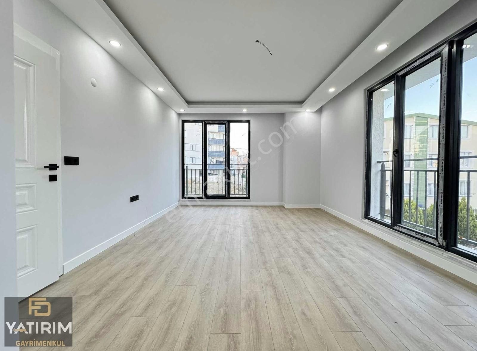 Darıca Bağlarbaşı Satılık Daire TUZLA CADDESİ YAKINI K.OTOPARKLI A.SÖRLÜ 4+1 179M² TERS DUBLEKS