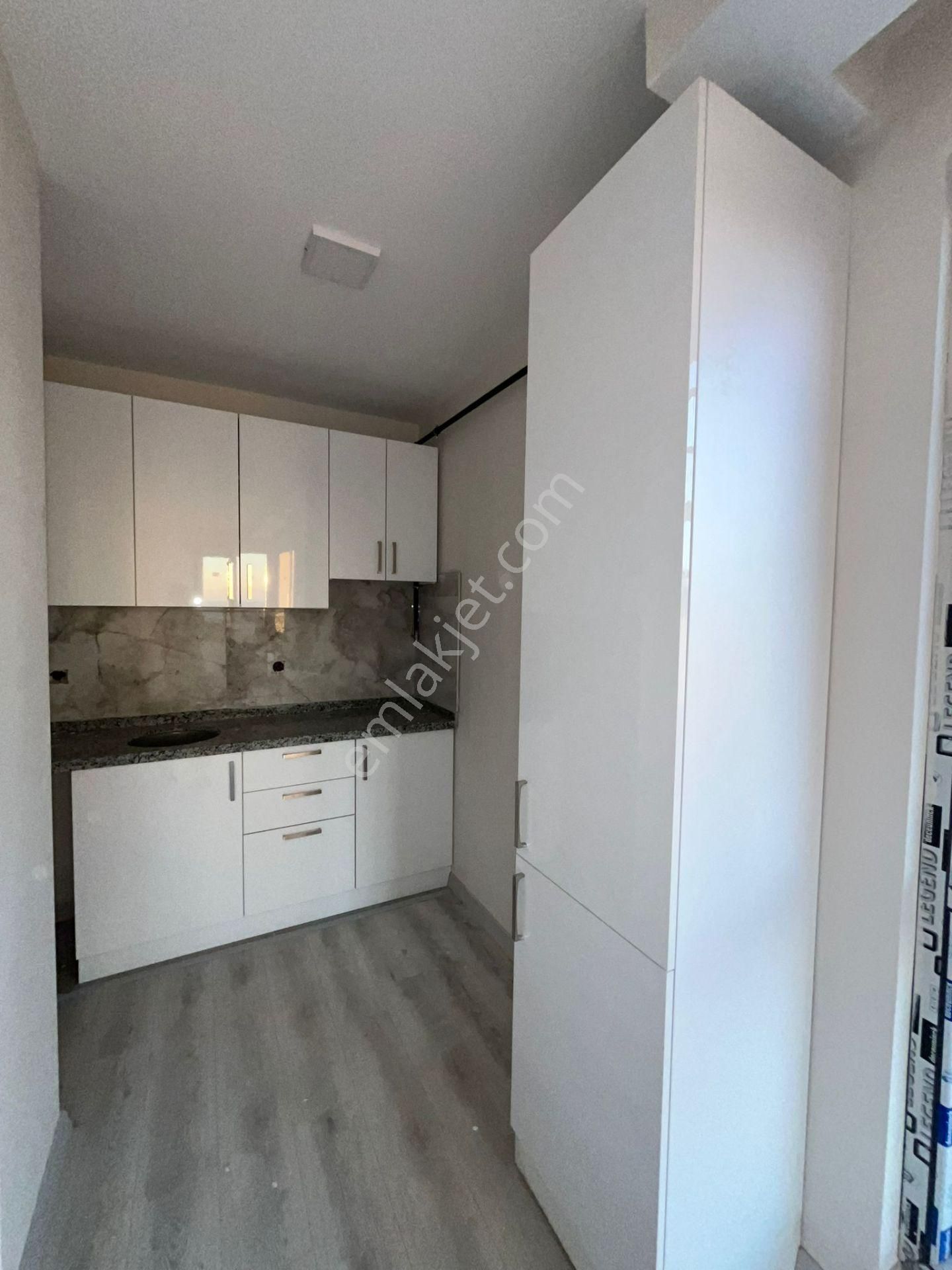 Büyükçekmece De 1+1 Kiralık Daireler Deniz Ve Doğa Manzaralı - Görsel 7