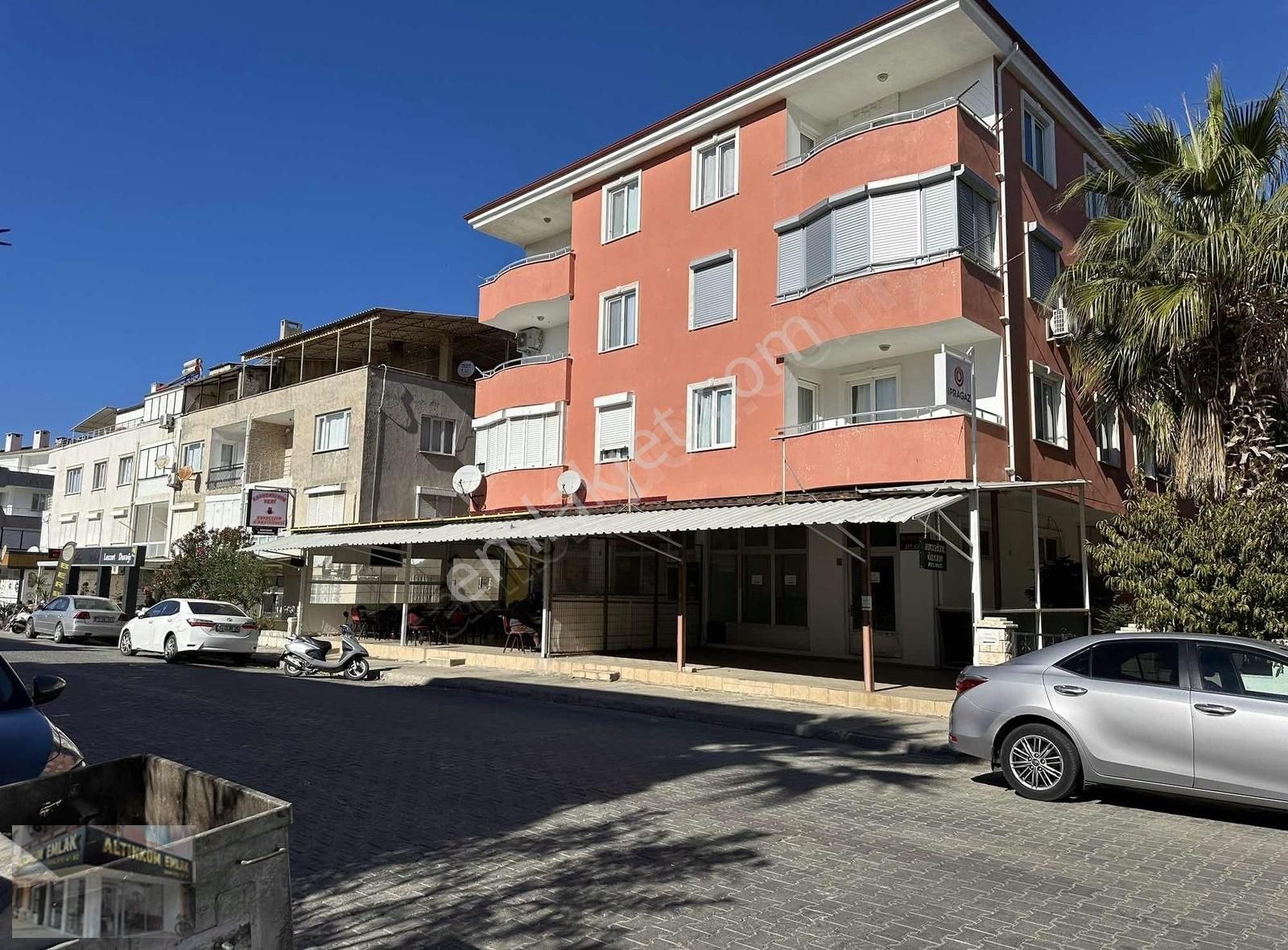 Sarmısaklı'da Minibüs Caddesi Üzerinde Ayrı Mutfaklı 2+1 Yazlık - Görsel 8