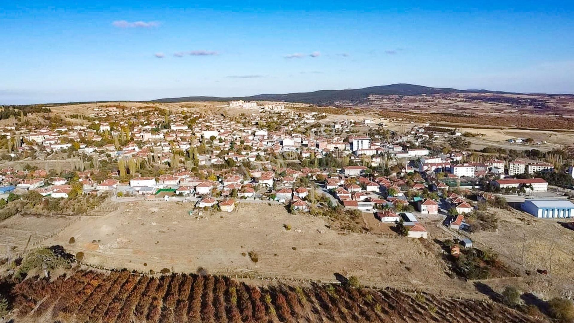 Mihalıççık Camikebir Satılık Konut İmarlı  ESKİŞEHİR MİHALIÇÇIK CAMİKEBİR MAHALLESİNDE SATILIK İMARLI ARSA