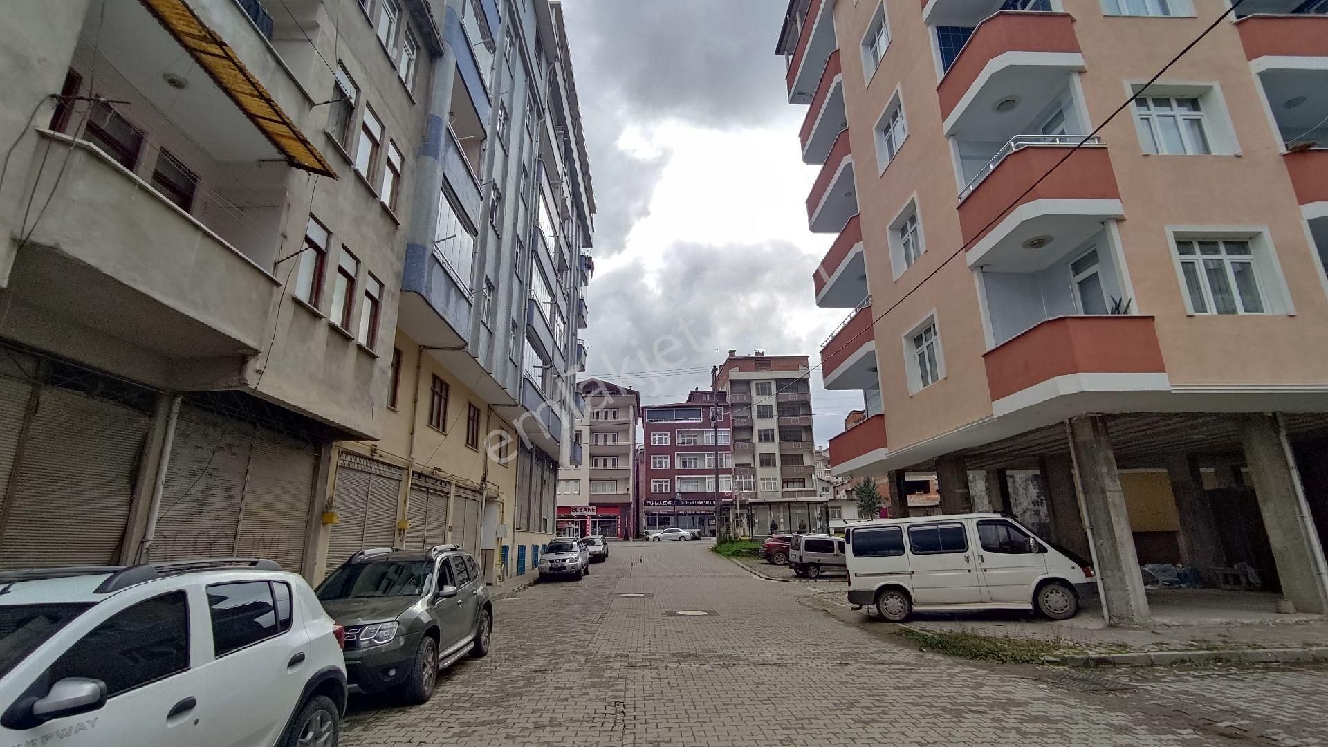 Araklı Yolgören Satılık Daire  PREMAR GAYRİMENKUL ARAKLI SATILIK DAİRE