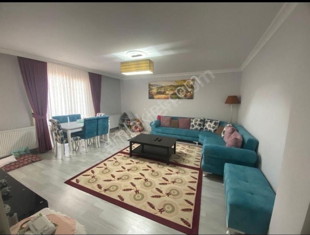 Çayırova Özgürlük Satılık Daire 2+1 ÜST DUBLEX 140 M2 3 YILLIK İSKANLI 