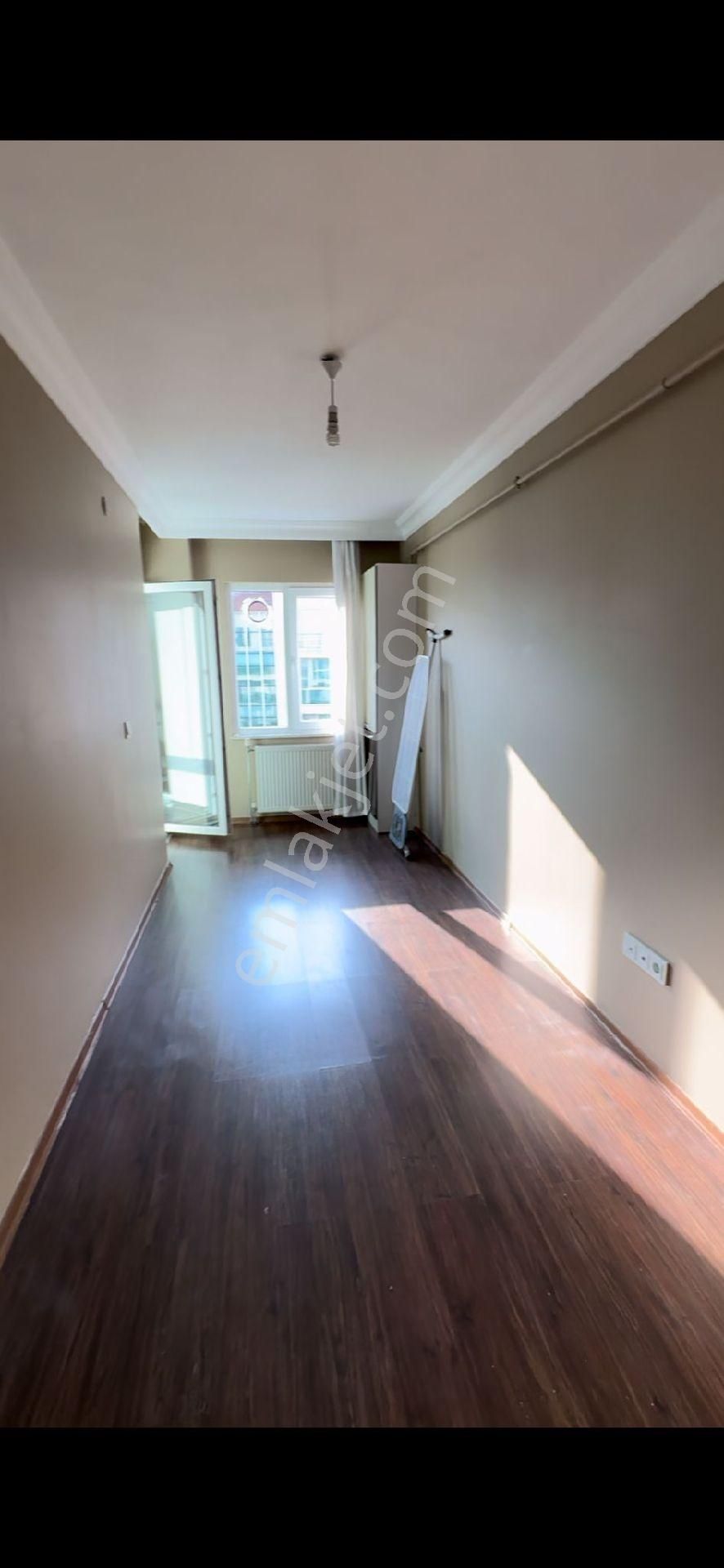 Beylikdüzü Adnan Kahvecıde Sitede 3+1 Satılık Güzel Sitede - Görsel 20