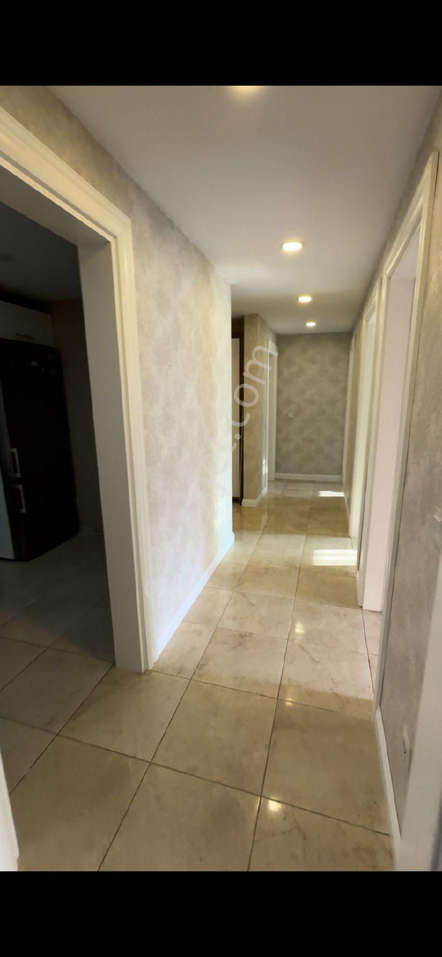 Beylikdüzü Adnan Kahvecıde Sitede 3+1 Satılık Güzel Sitede - Görsel 19