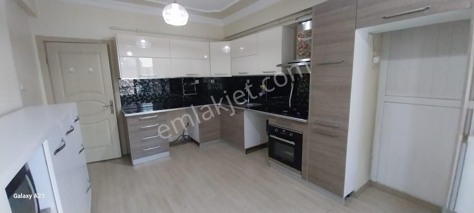 Karaköprü Akpıyar Kiralık Daire Kardem Emlaktan Kiralık 2+1. Doğalgaz Asansör Herşey Mevcut