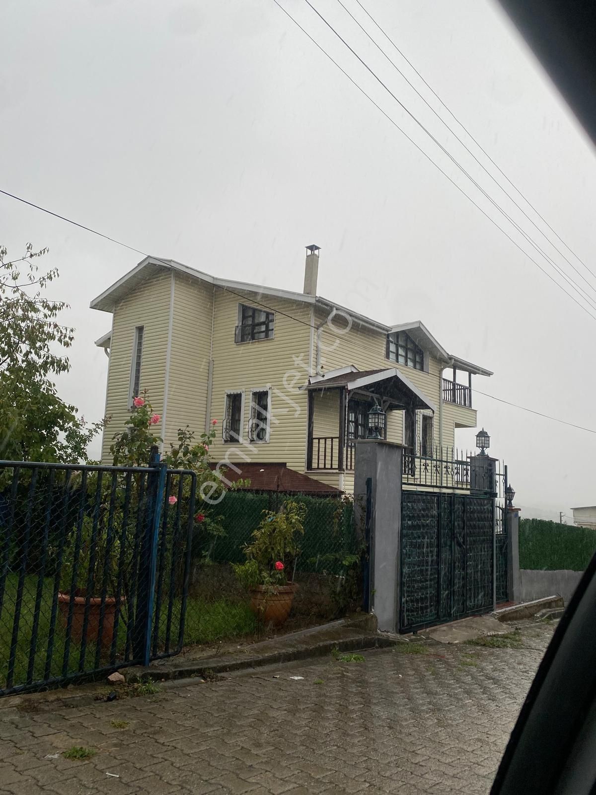 Kartepe Şirinsulhiye Satılık Daire Satılık Müstakil Villa