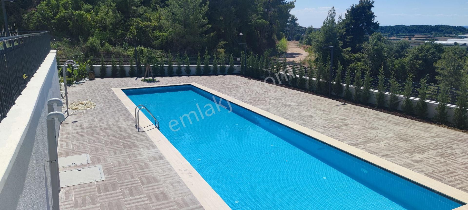 Manavgat Sarılar Satılık Daire Sarılarda Satılık Havuzlu Asansörlü Lux 2+1arakatdaıre