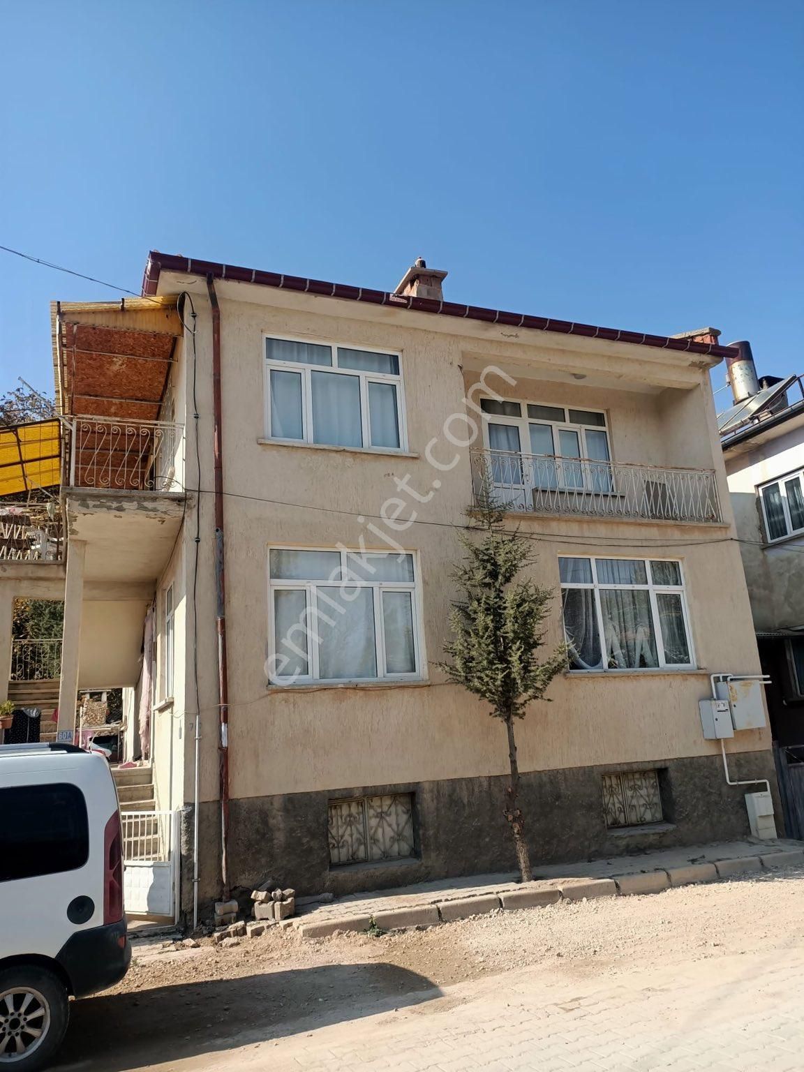 Çavdar Emlaktan Satılık Müstakil Bahçeli İki Katlı Ev - Görsel 5