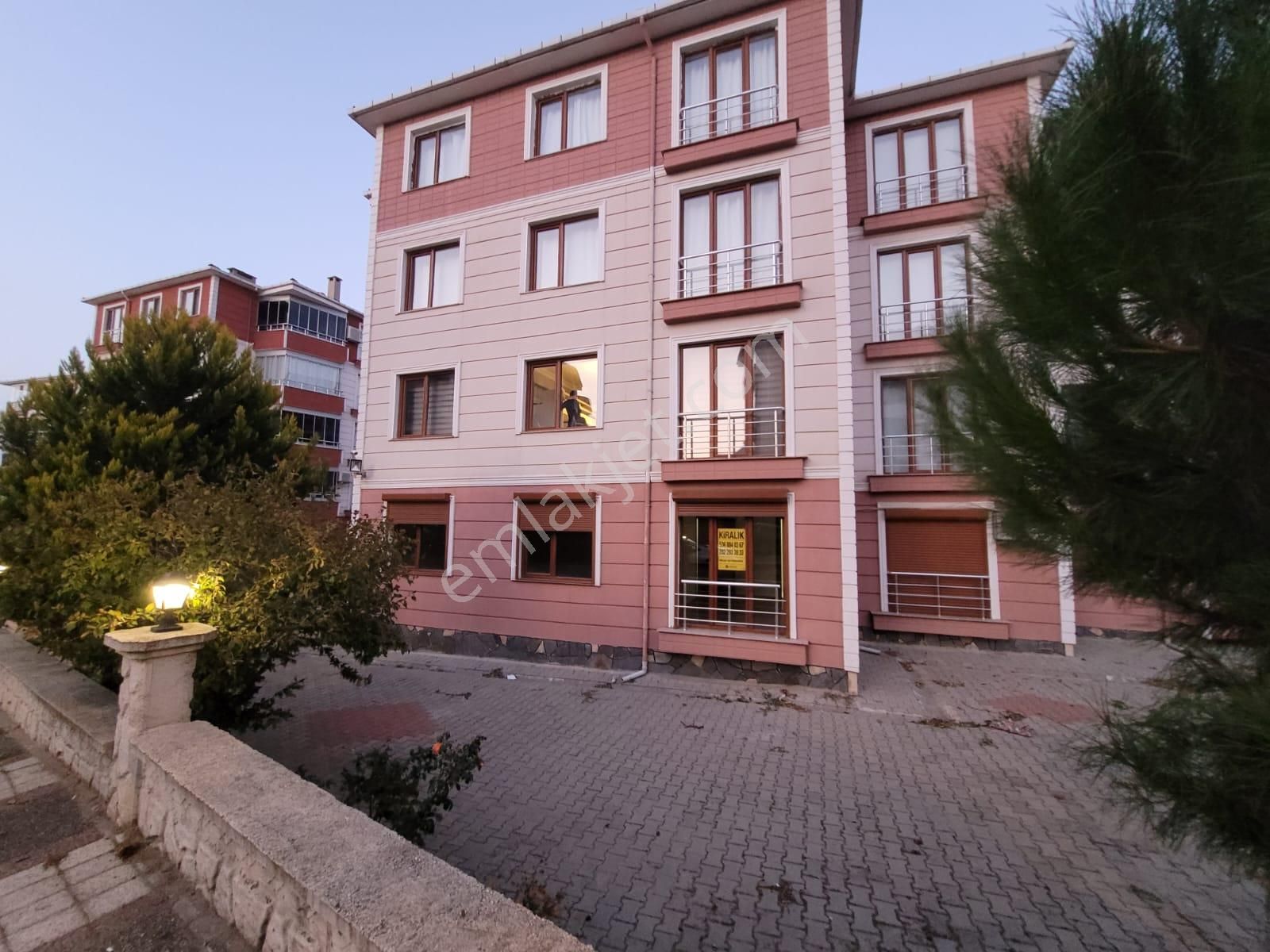 Süleymanpaşa Hürriyet Kiralık Daire  DELUX'DEN HÜRRİYET MAH. CADDE ÜZERİNDE KİRALIK 3+1 DAİRE