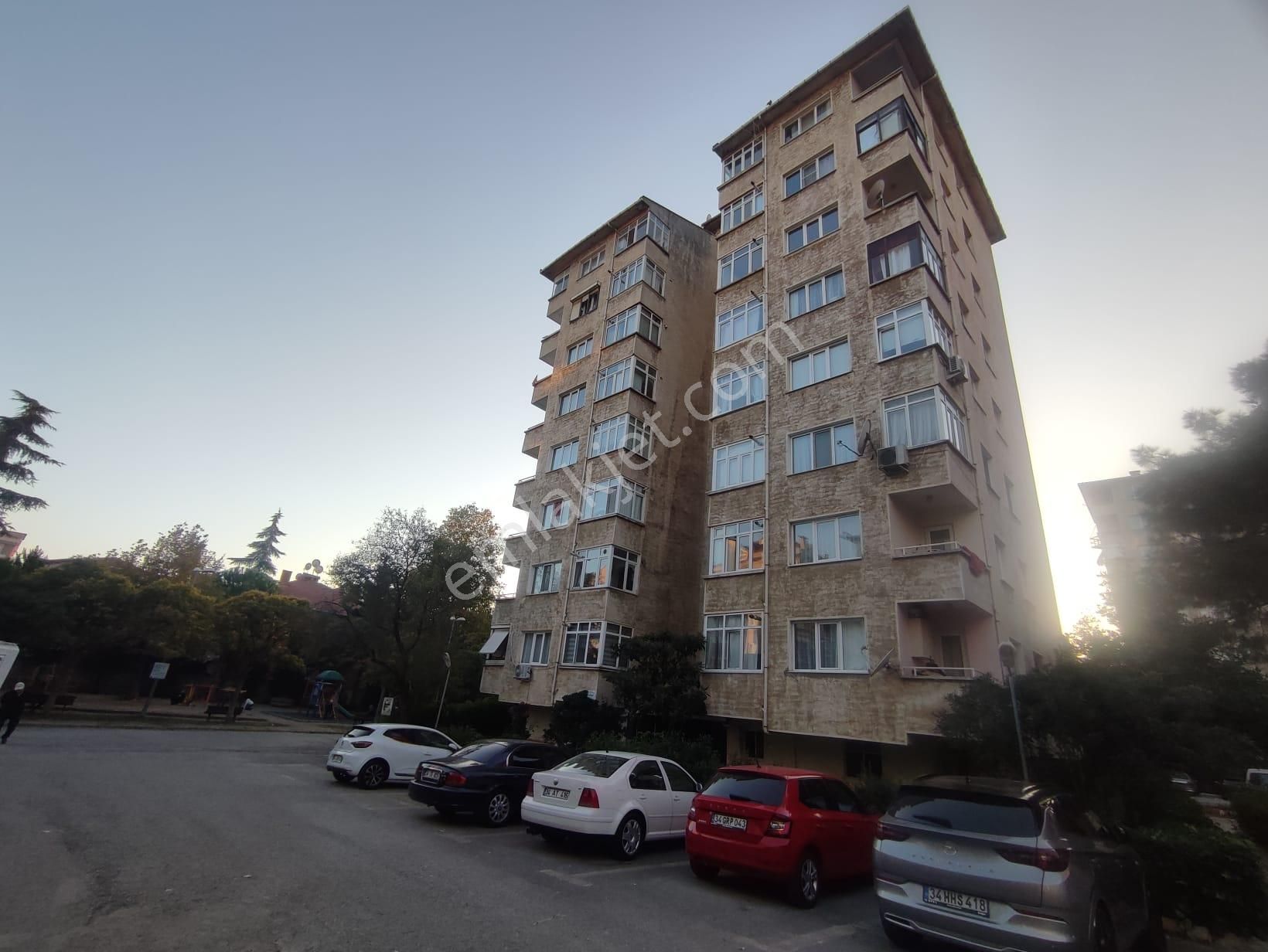 Pendik Yeni Kiralık Daire  PENDİK DE MERKEZE YAKIN SİTE İÇİ 3 BALKONLU 3+1 KİRALIK DAİRE