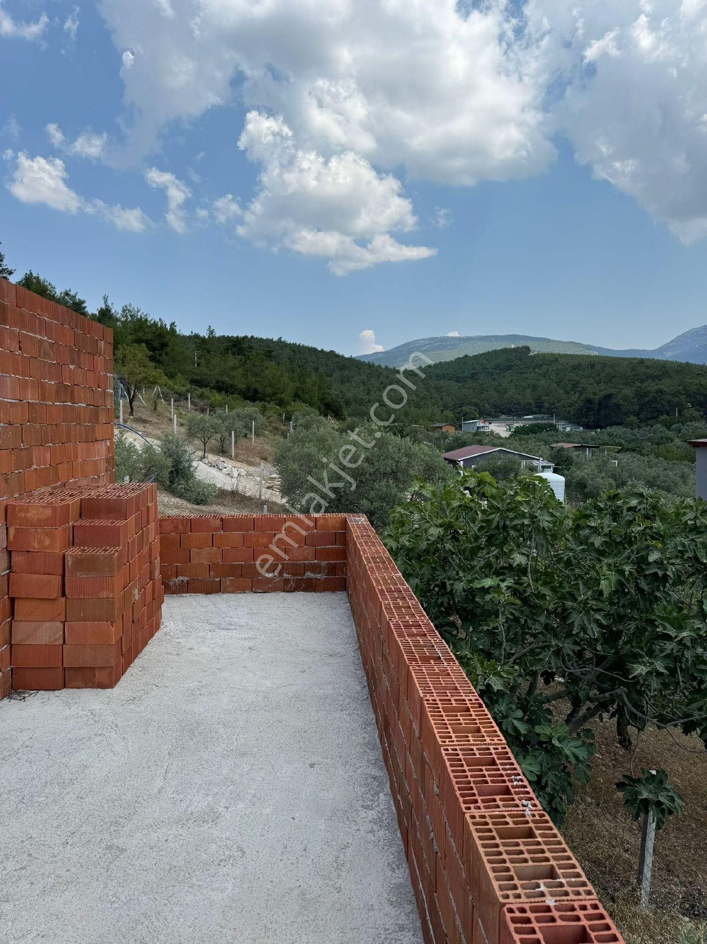 İzmir Buca Belan Başında Satılık Tarla - Görsel 9