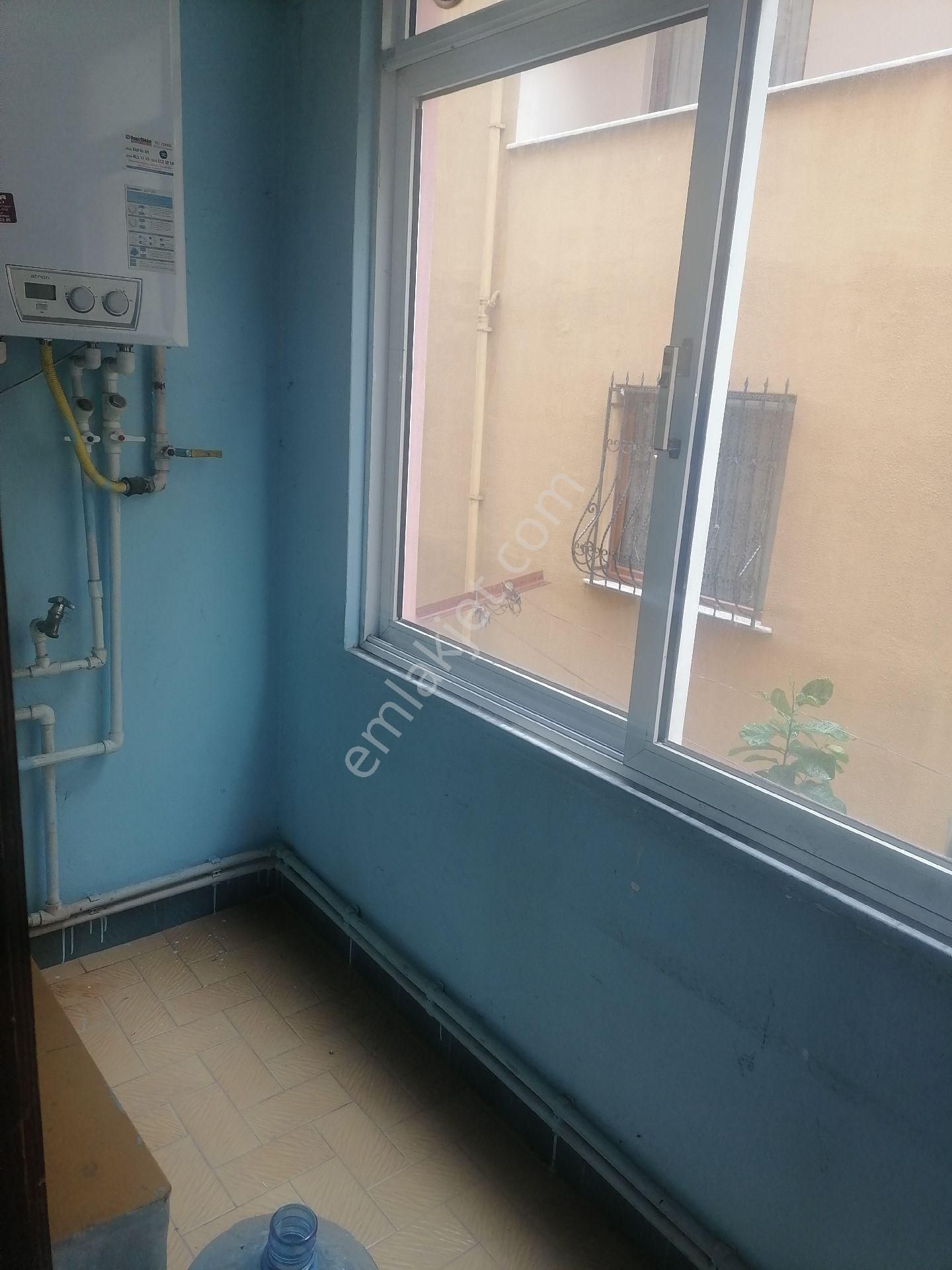 Ümraniye Yamanevler Metro Yürüme Mesafeli Temiz Daire 2+1 1.kat Kiralık - Görsel 2