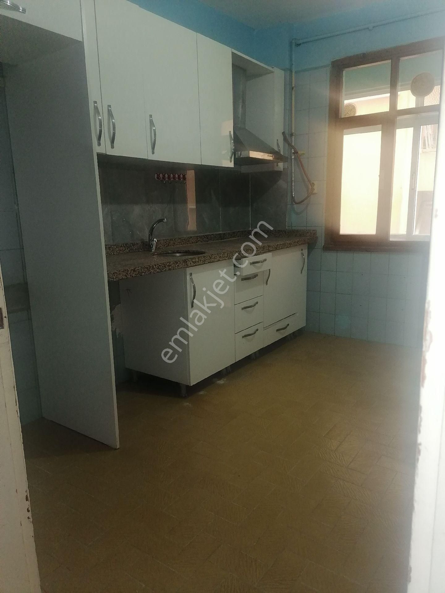 Ümraniye Yamanevler Metro Yürüme Mesafeli Temiz Daire 2+1 1.kat Kiralık - Görsel 6