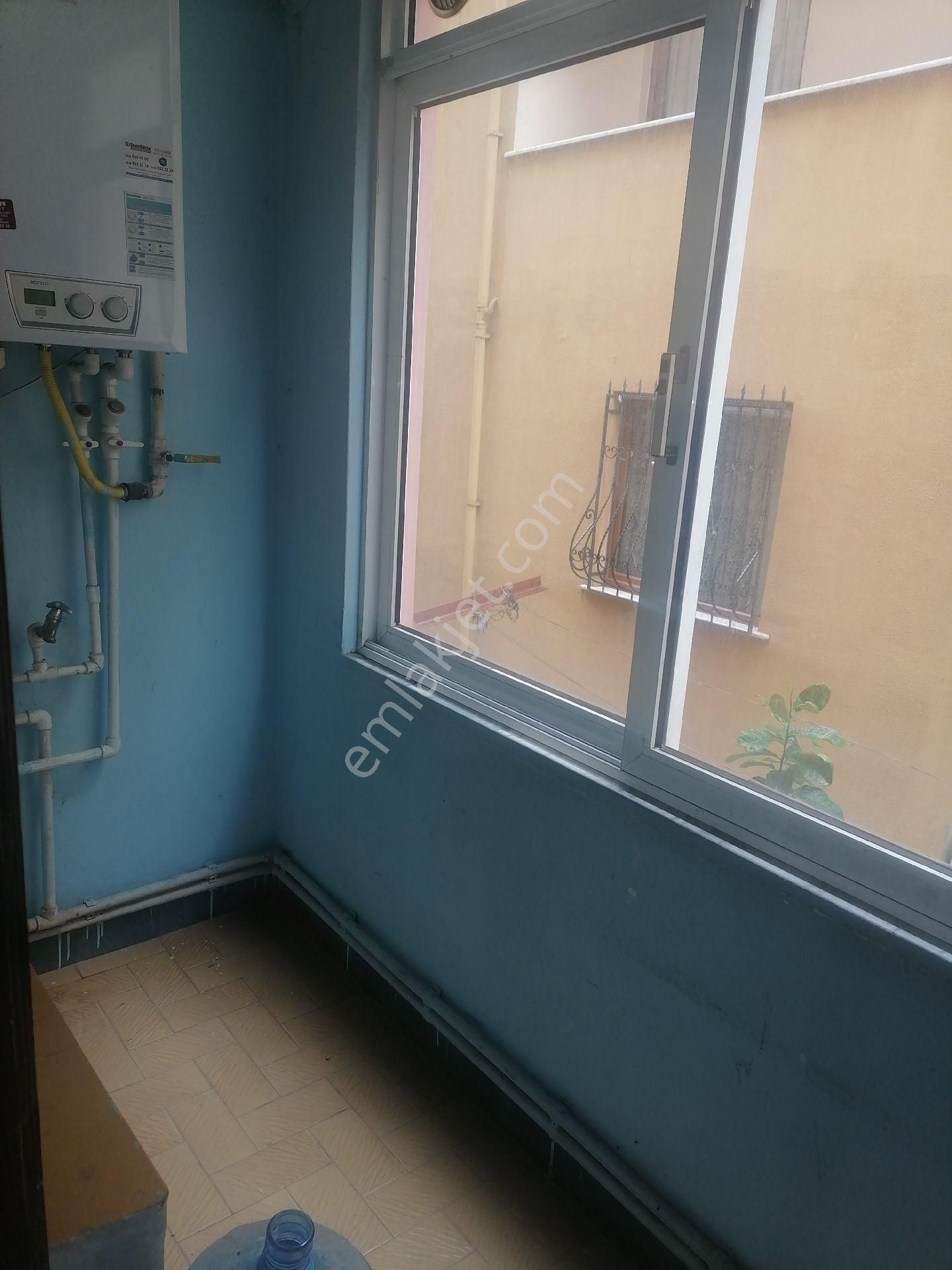 Ümraniye Yamanevler Metro Yürüme Mesafeli Temiz Daire 2+1 1.kat Kiralık - Görsel 3