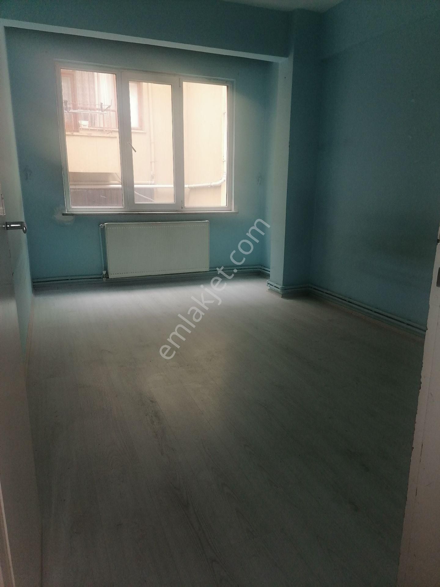 Ümraniye Yamanevler Metro Yürüme Mesafeli Temiz Daire 2+1 1.kat Kiralık - Görsel 5