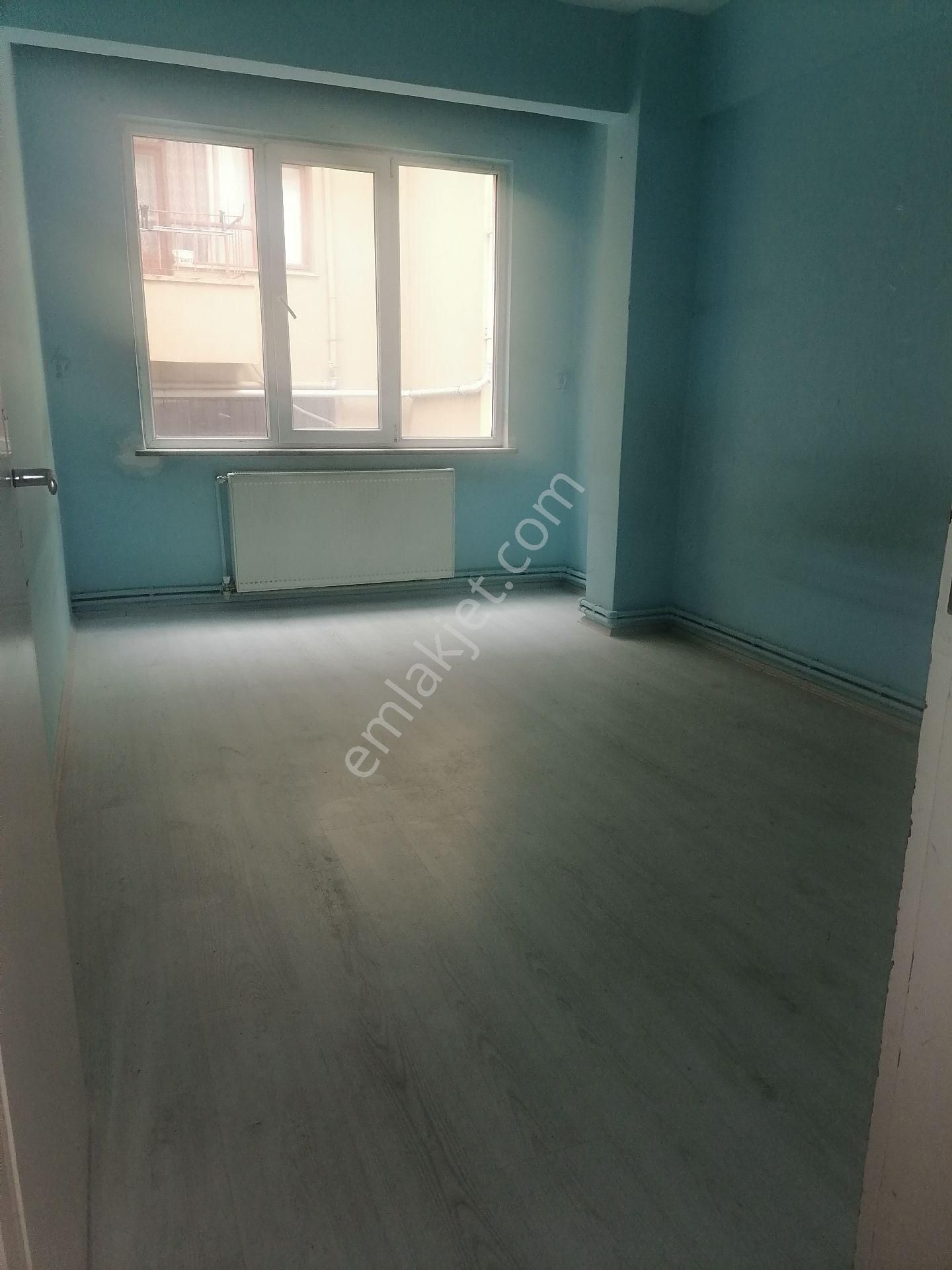 Ümraniye Yamanevler Metro Yürüme Mesafeli Temiz Daire 2+1 1.kat Kiralık - Görsel 4