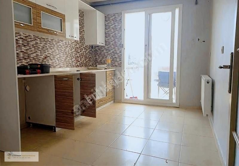 Torbalı Muratbey Kiralık Daire İZBAN ÇARŞI ANA CADDE YAKINI 3+1 KİRALIK DAİRE