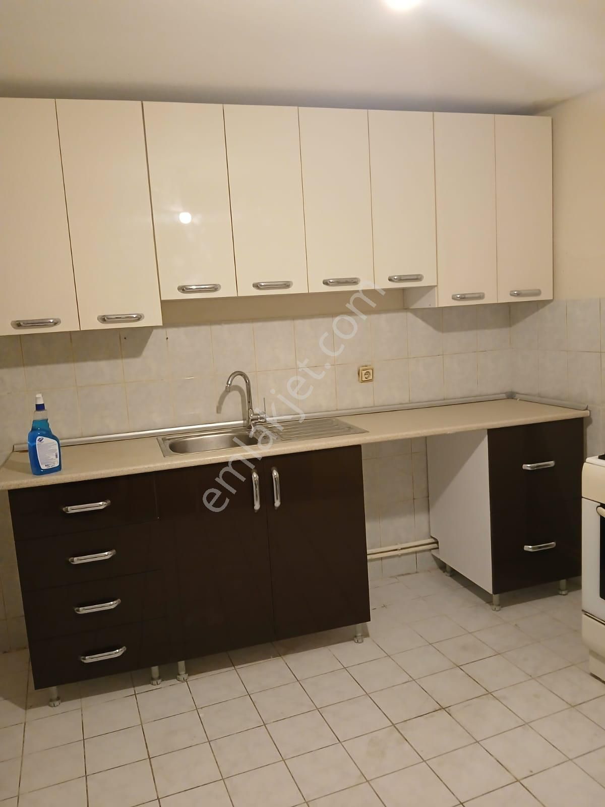 Ataşehir İçerenköy Kiralık Daire  UZMAN'DAN İÇERENKÖY'DE 2+1 KOMBİLİ KİRALIK BAHÇE KATI