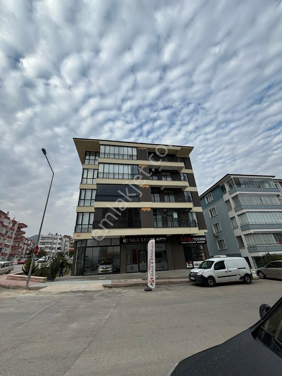 Amasya Merkez Şeyhcui Kiralık Daire AMASYA ŞEYHCUİ MAHALLESİ KİRALIK SIFIR 2+1