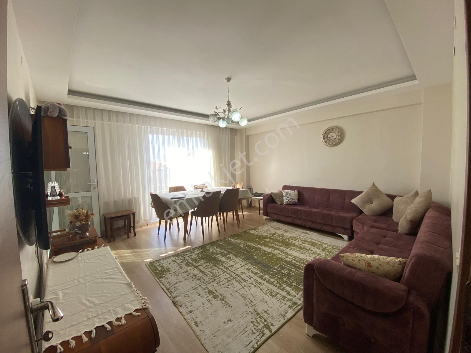 Acill Küçük Çiğli Mah.de Ana Cadde Yanı 3+1 120m2 Dgazlı Asansörlü Satılık Daire - Görsel 3