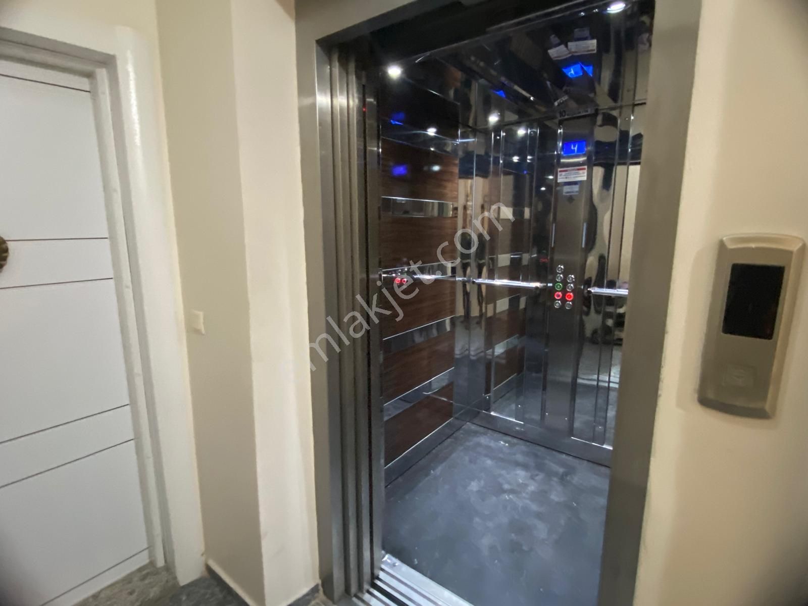 Acill Küçük Çiğli Mah.de Ana Cadde Yanı 3+1 120m2 Dgazlı Asansörlü Satılık Daire - Görsel 28