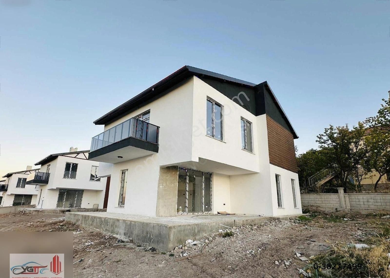 Hacılar Beğendik Satılık Villa HACILAR BEĞENDİKDE 2 KATLI 3+1 BAĞIMSIZ SATILIK VİLLA