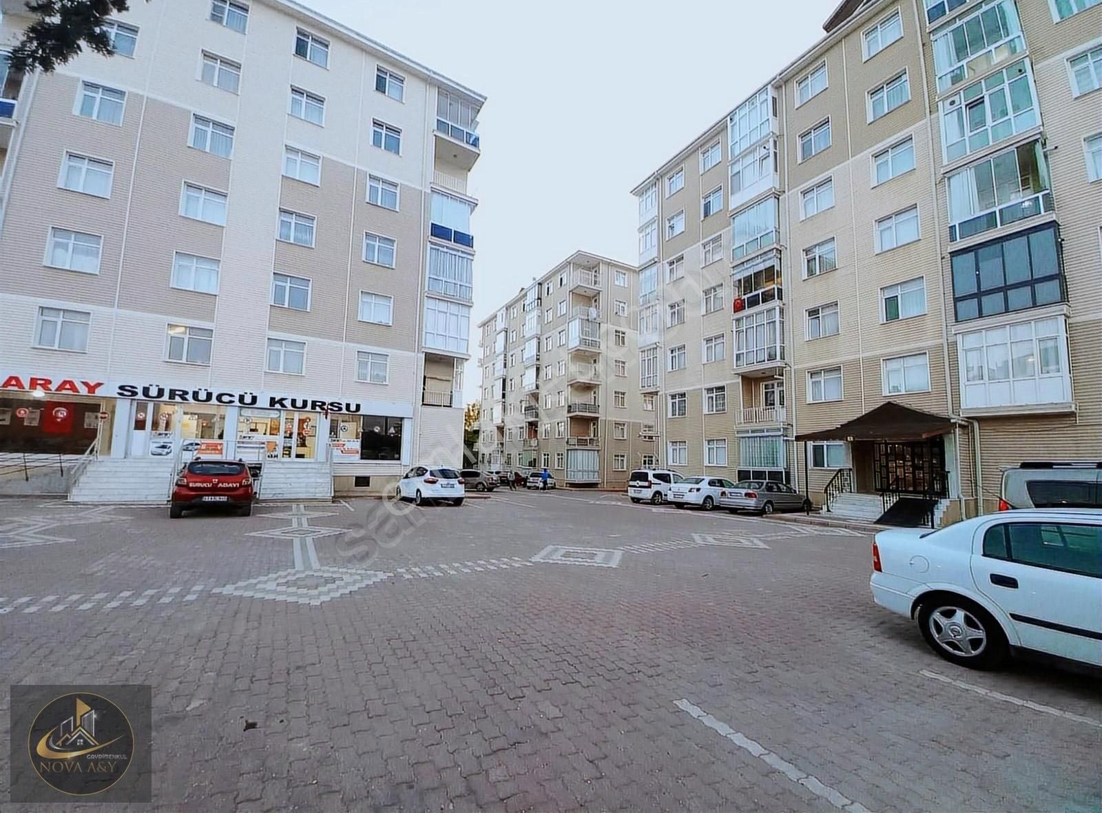 Selçuklu Parsana Satılık Daire NOVA A&Y GAYRİMENKULDEN REAL AVM YAKINI SATILIK 3+1 DAİRE