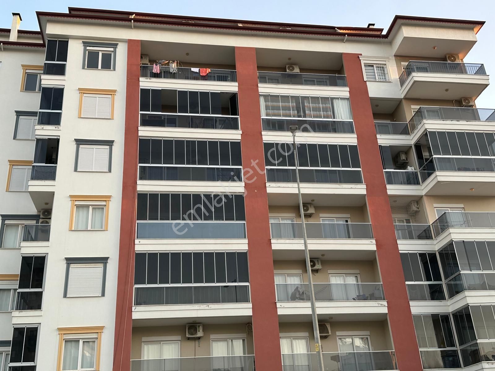 Alanya Avsallar Satılık Daire  ALANYA AVSALLAR MAH.DENİZE 600 MT.SATILIK 2+1 DAİRE