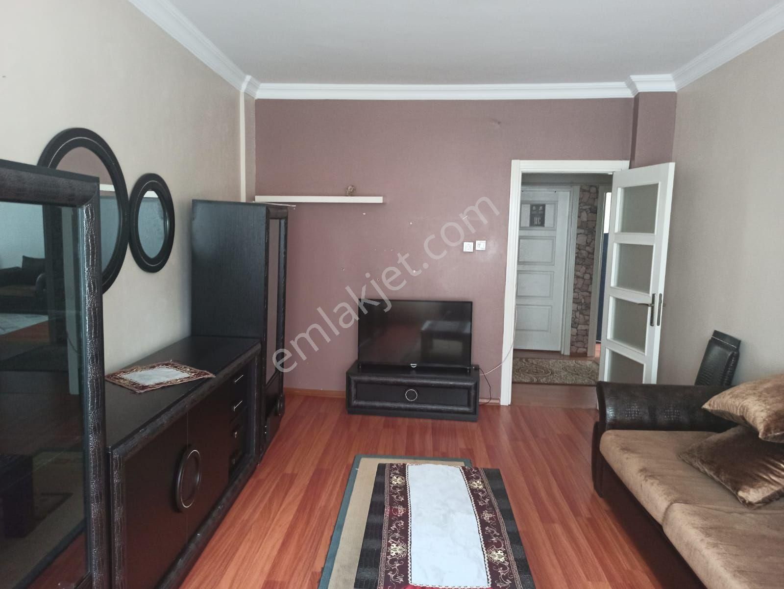 Sarıyer Ptt Evleri Kiralık Daire Sarıyer PTT Mahallesinde eşyalı veya eşyasız 2+1 kiralık daire.