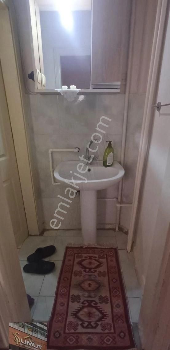 Selçuklu Kılınçarslan Satılık Daire DEDEMAN OTEL YAKINI KILINÇARSLAN MAHALLESİ 3+1 BAKIMLI SATILIK DAİRE