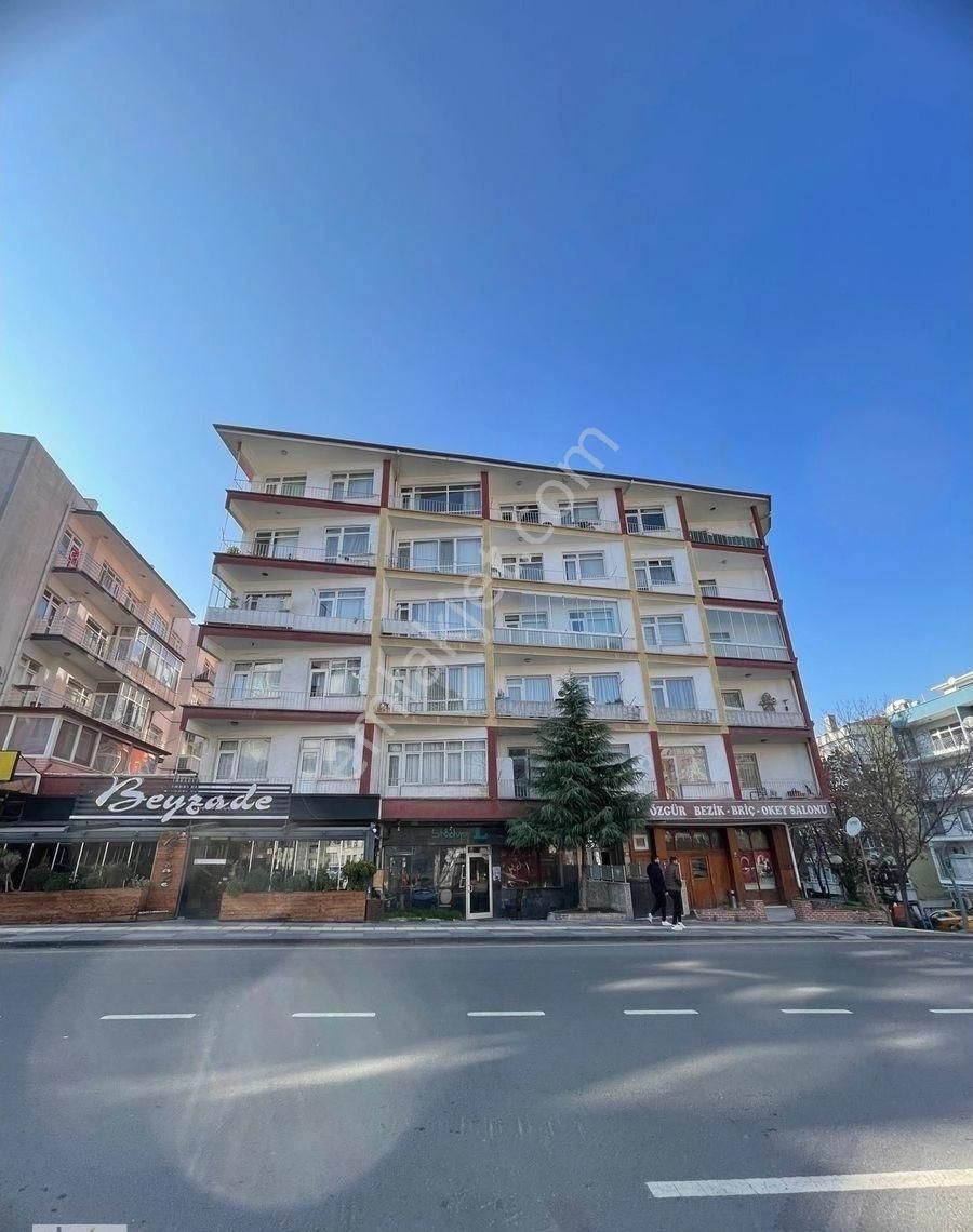 Çankaya Kavaklıdere Satılık Daire FİYAT DÜŞTÜ !!!ESAT CADDESİ AKAY KÖŞESİNDE 3+1 2.KATTA 125 m