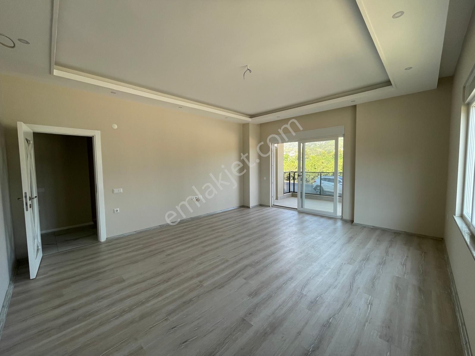 Alanya Oba Mah. Satılık Ayrı Mutfaklı 3+1 Daire - Görsel 12